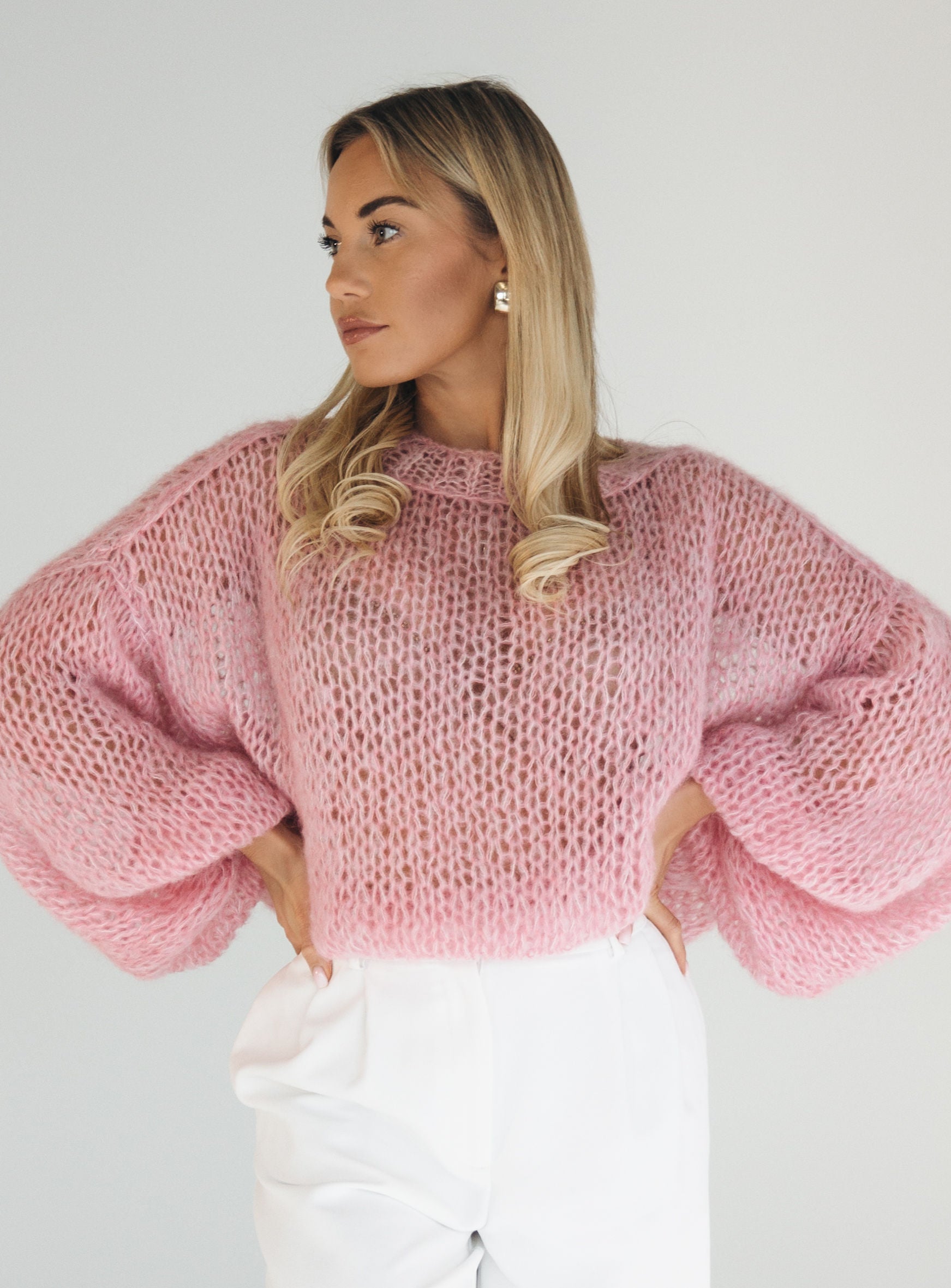 Kampsun Fluffy kaelusega